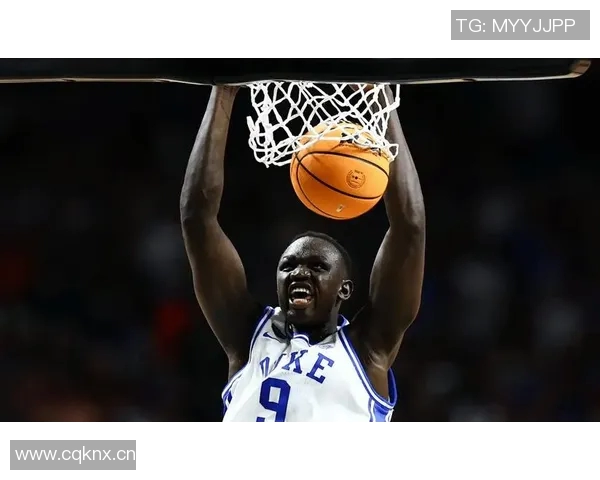 马卢阿奇生涯首秀表现亮眼4分钟内罚球1分并送出1次盖帽 马卢阿奇生涯首秀表现亮眼4分钟内罚球1分并送出1次盖帽