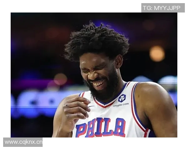 恩比德半场表现低迷仅得4分3板三分球全失状态堪忧 恩比德半场表现低迷仅得4分3板三分球全失状态堪忧