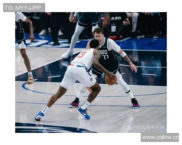 基德谈首发阵容调整强调华盛顿防守能力或将延续至下一场比赛 基德谈首发阵容调整强调华盛顿防守能力或将延续至下一场比赛