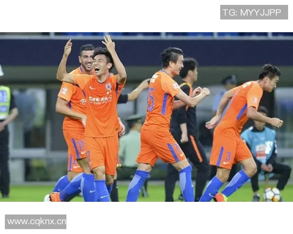 克雷桑身穿巴西9号球衣现场助威激情对决韩国队