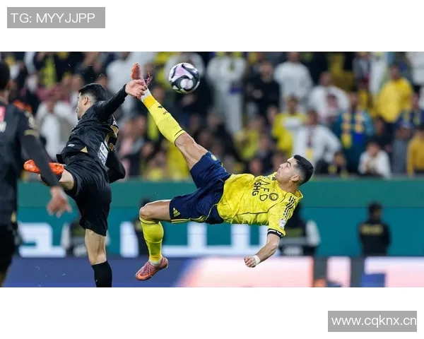 C罗精彩垫射破门却因越位被判无效令人惋惜的瞬间 C罗精彩垫射破门却因越位被判无效令人惋惜的瞬间