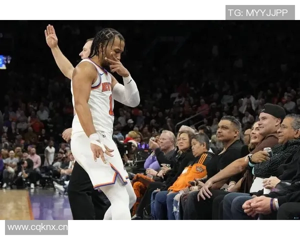 浓眉小试牛刀上半场表现抢眼贡献7分7篮板2盖帽展现强大实力 浓眉小试牛刀上半场表现抢眼贡献7分7篮板2盖帽展现强大实力