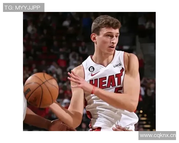 斯波强调约维奇需把握每一天提升自我机会期待他不久后展现实力 斯波强调约维奇需把握每一天提升自我机会期待他不久后展现实力