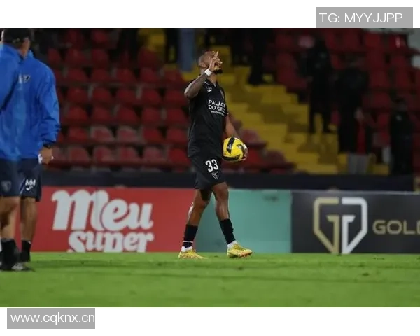 巴西博主透露三镇报价超500万人民币求购塞阿拉前锋费尔南迪尼奥遭拒绝